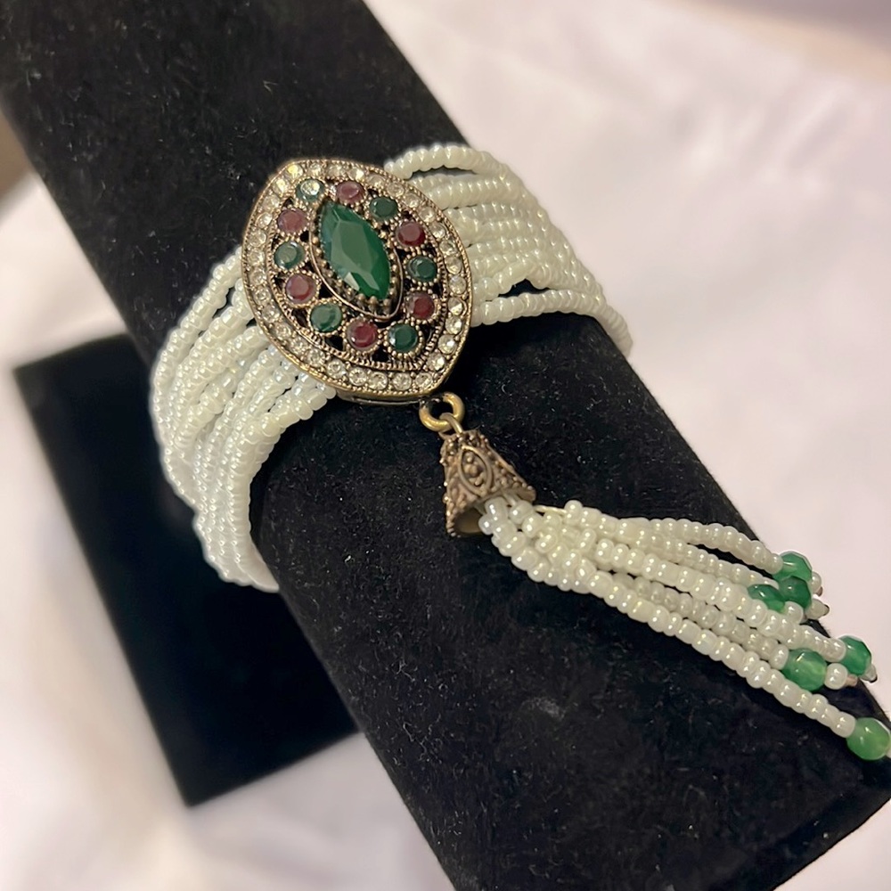 New Vintage Rhinestone Turkish Bracelet